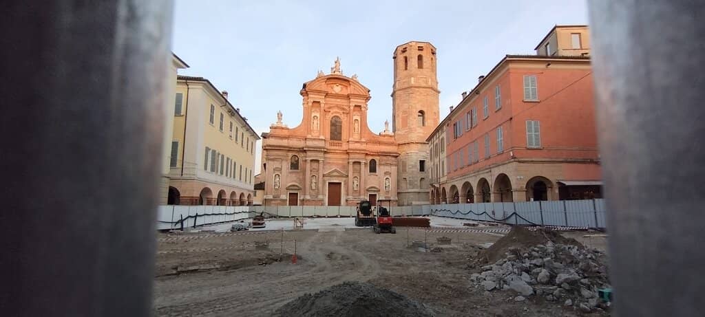 Local Markets and Events