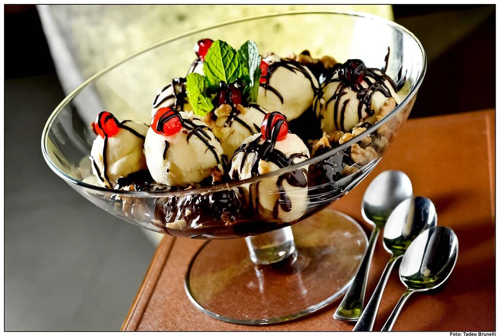 Petit Gateau de Chocolate
