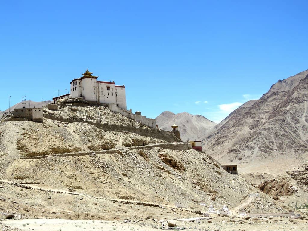 Panoramic Mountain Views