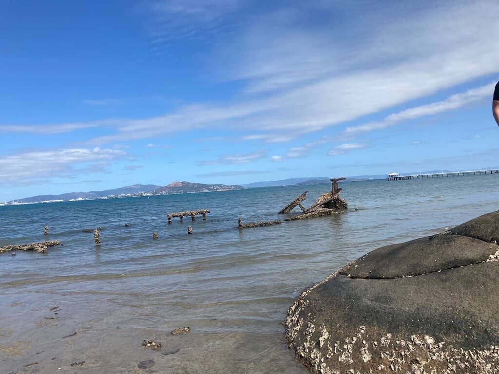 Picnic Bay & Horseshoe Bay