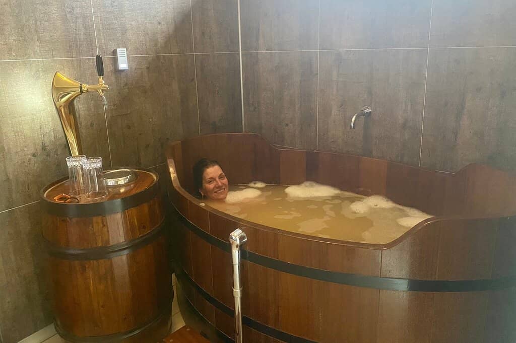 Scenic Outdoor Hot Tubs