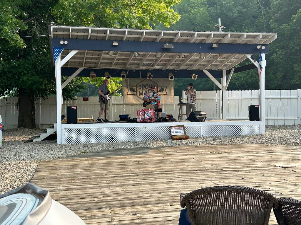 Authentic BBQ & Cajun Flavors