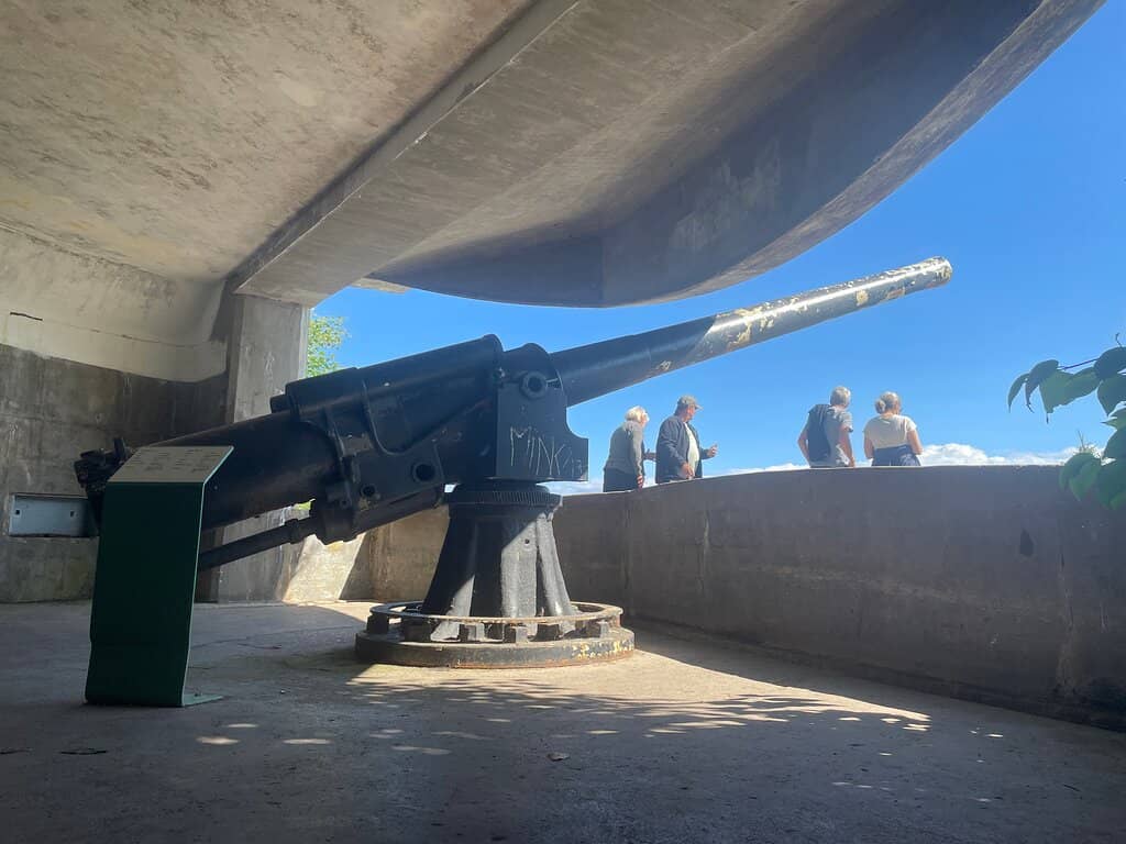 Vallée-Secrète Waterfall
