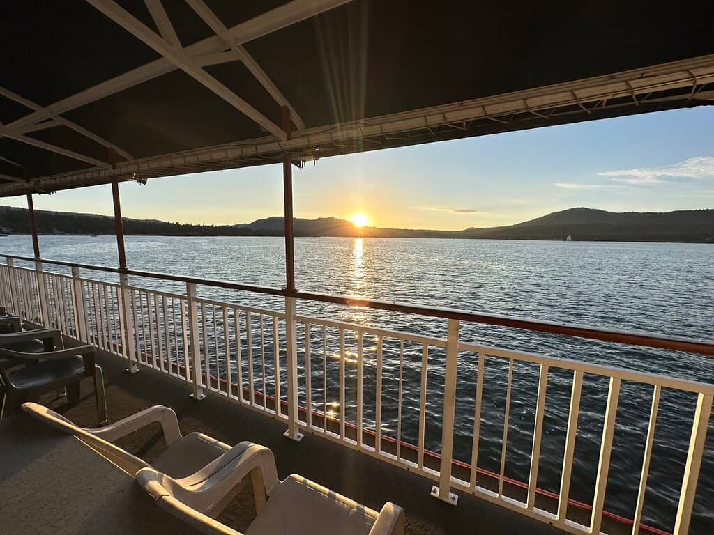 Floating Comedy Club