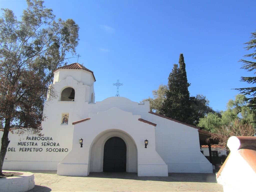 Artistic Altars