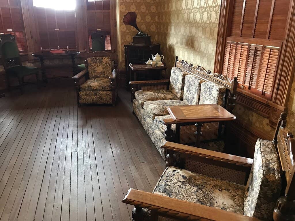 Theatre & Live Performances