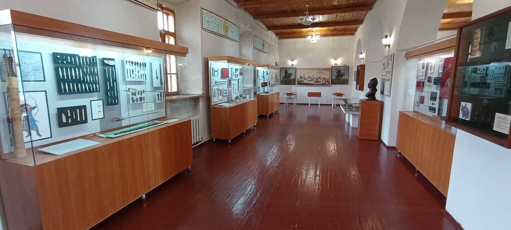 Military Artifacts & Exhibits