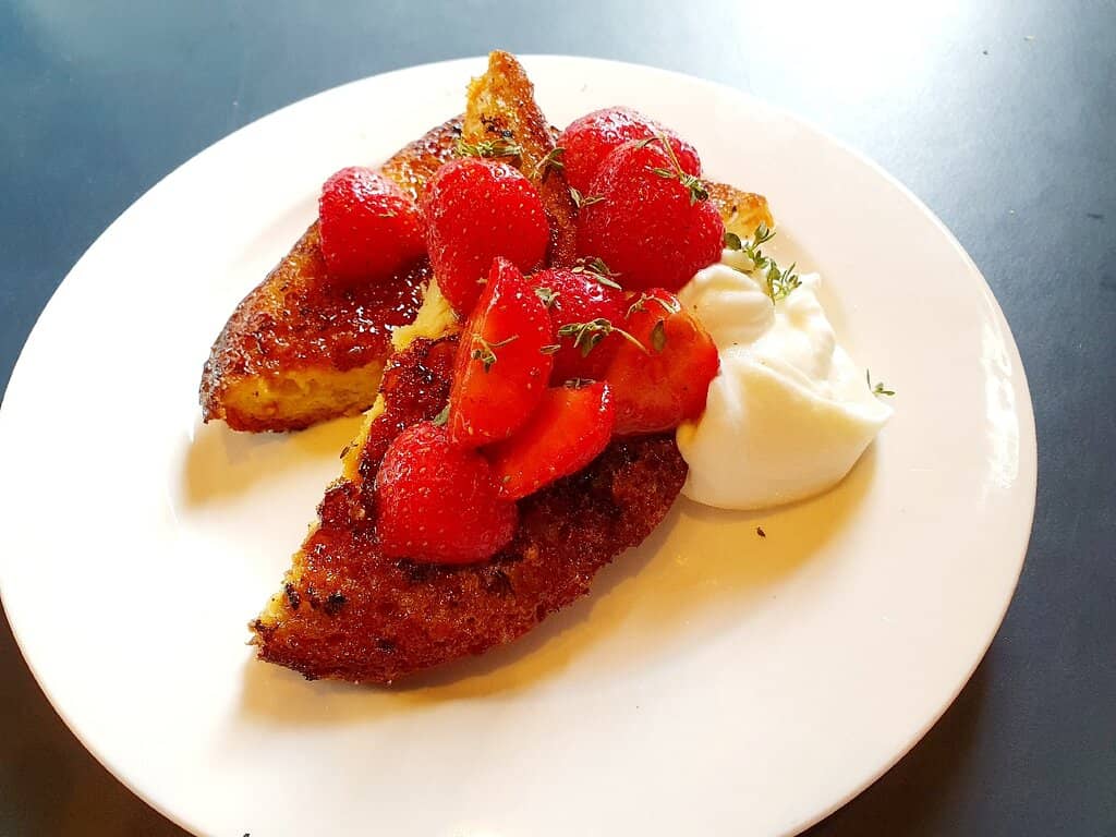 Delectable Pastries & Buns