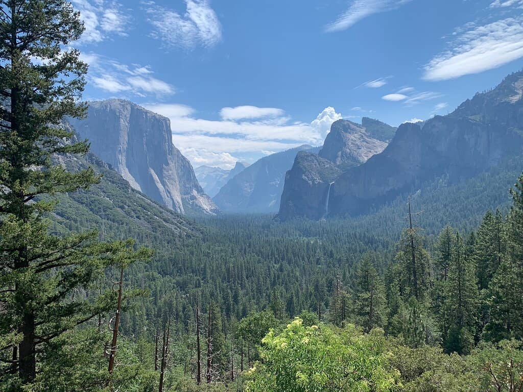 Tunnel View