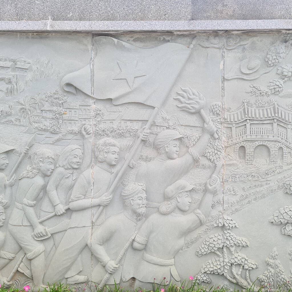 The Monumental Statue