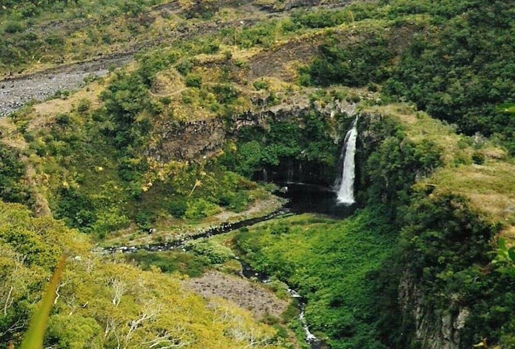 Grand Bassin Waterfall Hike