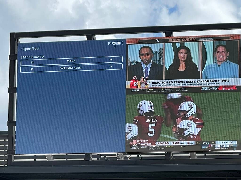 Full-Service Restaurant & Bars