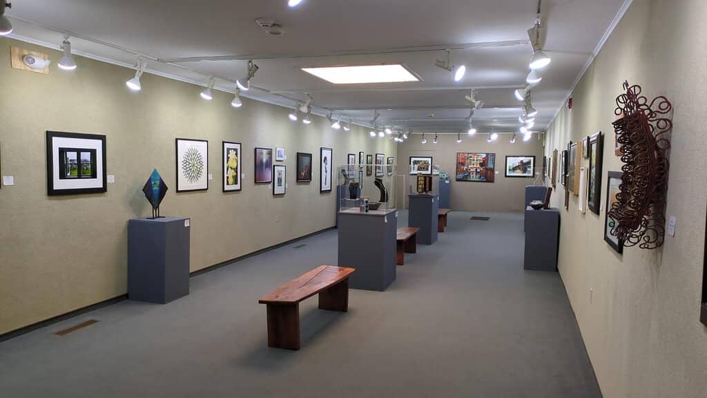 Art Classes & Workshops