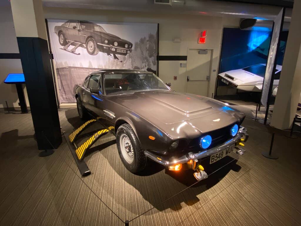 Rotating Car Collections