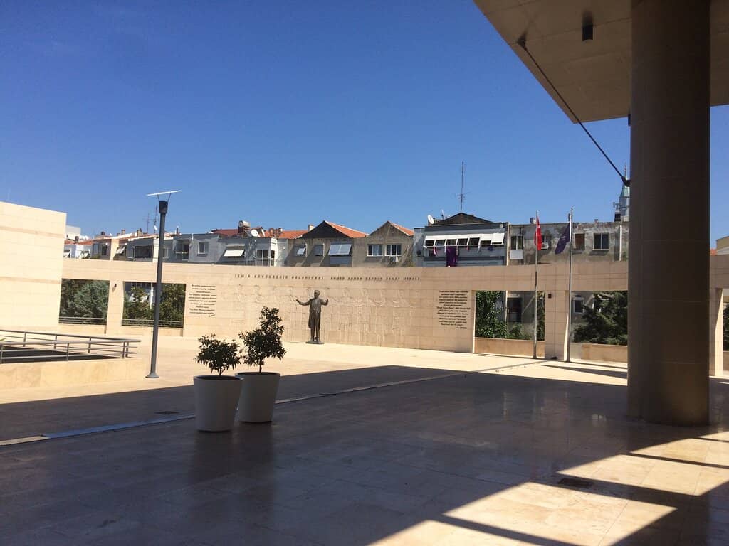 Art Exhibitions