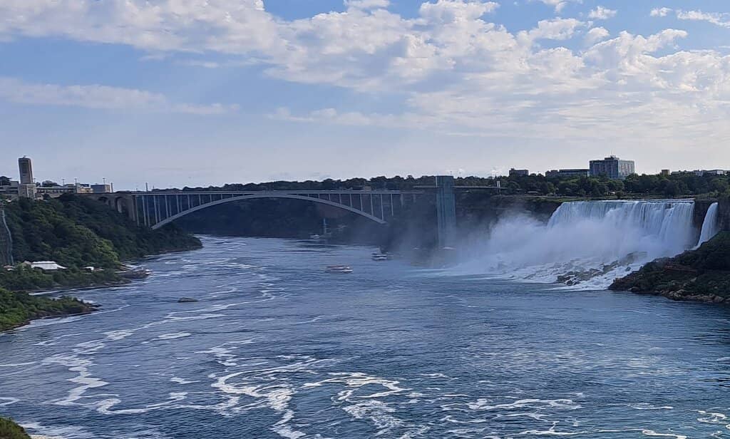 Kayaking & Paddleboarding Hub