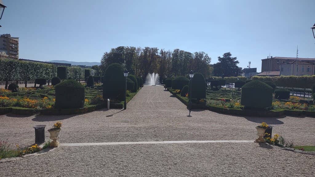 Renovated Palace & Gardens