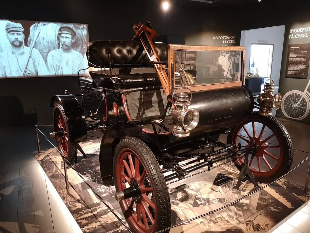 Industrial Handicrafts