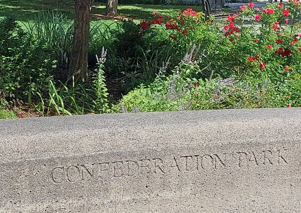 Monuments & Memorials