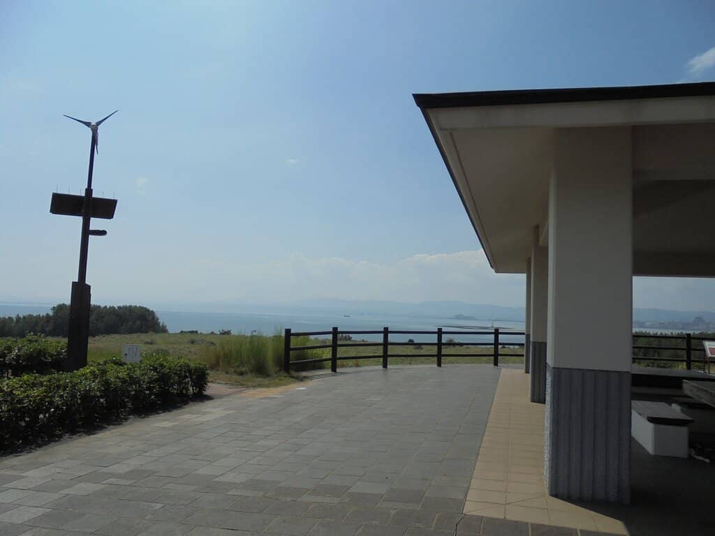 Serene Park Setting