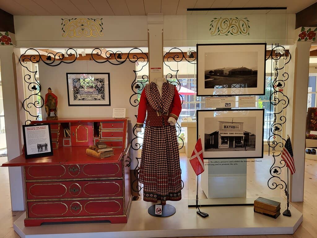 Art Gallery