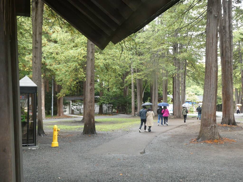 Tranquil Shrine Grounds