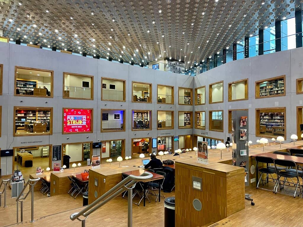 KAdE Art Center