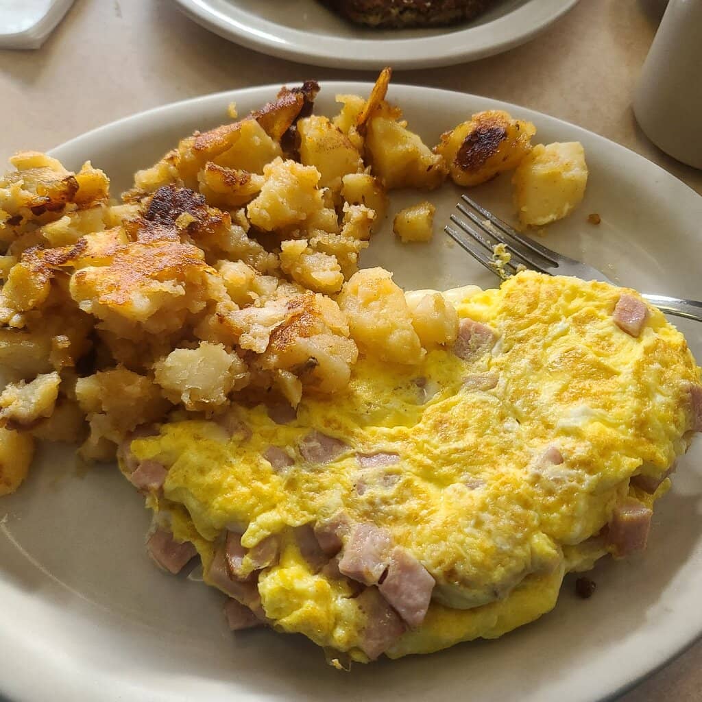 Flavorful Omelettes & Pancakes