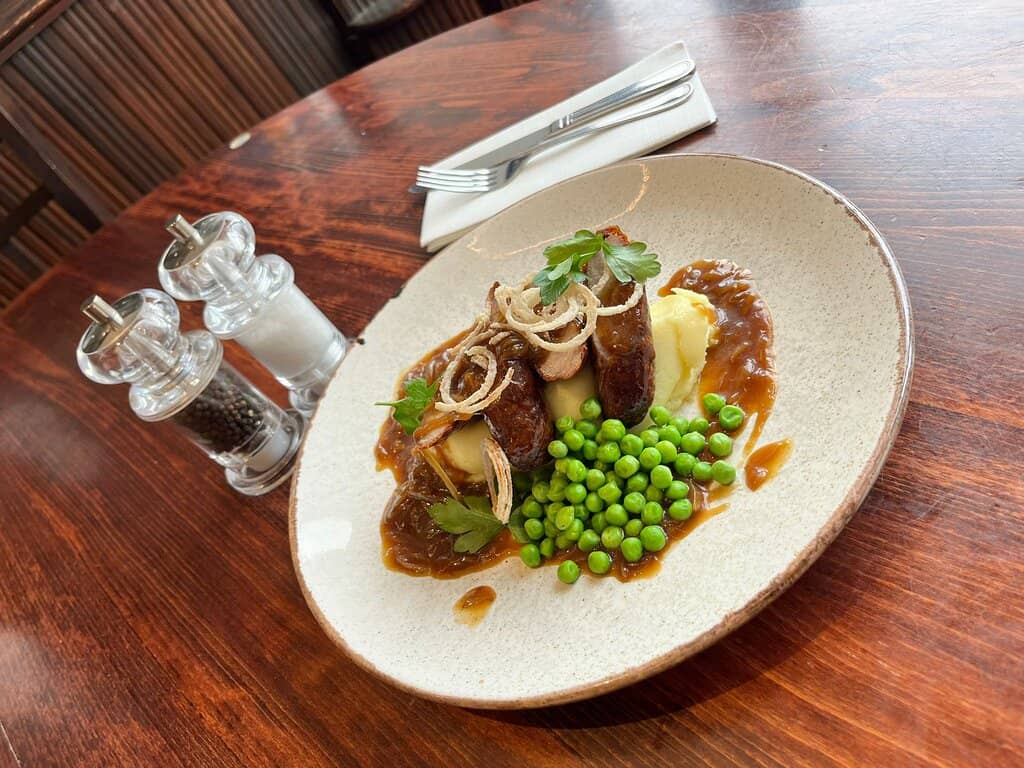 Cozy Fire Pit Dining