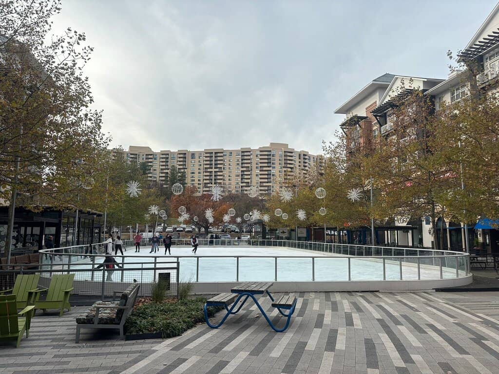 Upscale Shopping & Dining