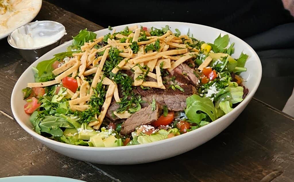 Welcoming and Vibrant Atmosphere