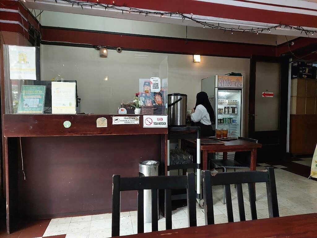 Cozy, Family-Friendly Atmosphere