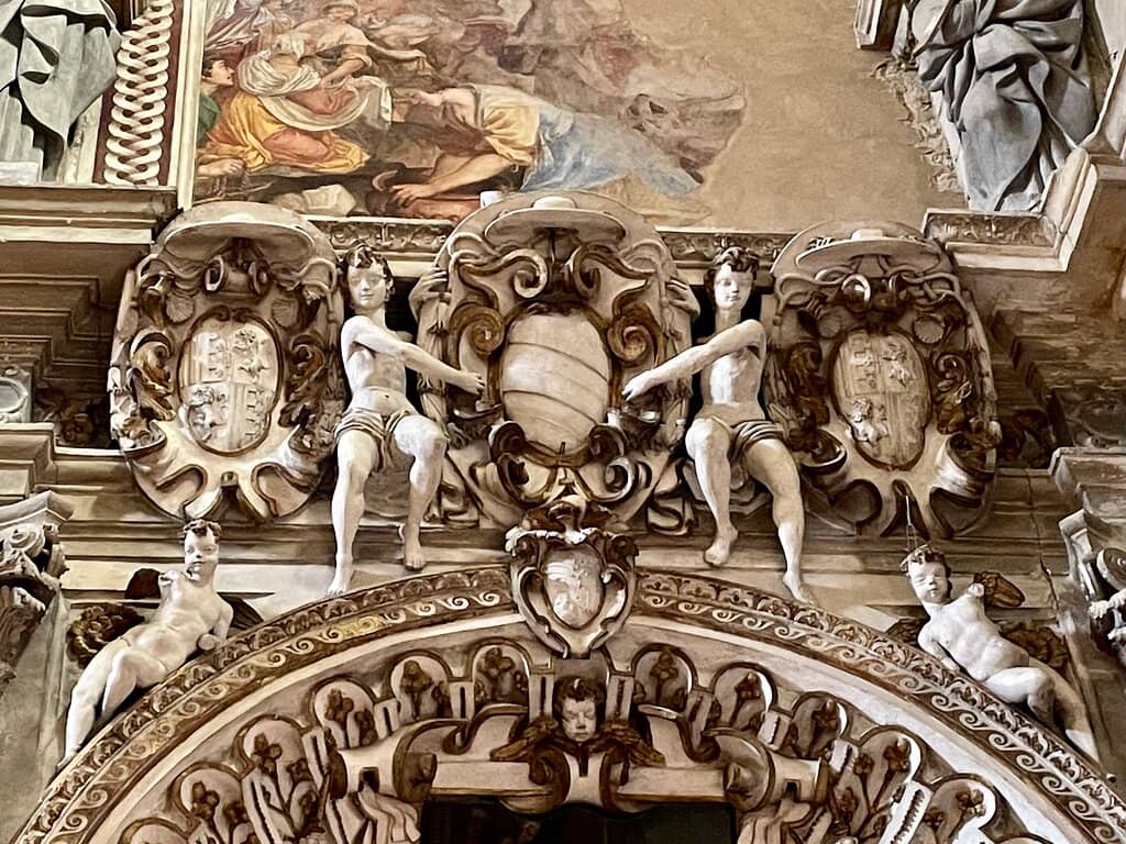 Octagonal Plan & Baroque Details