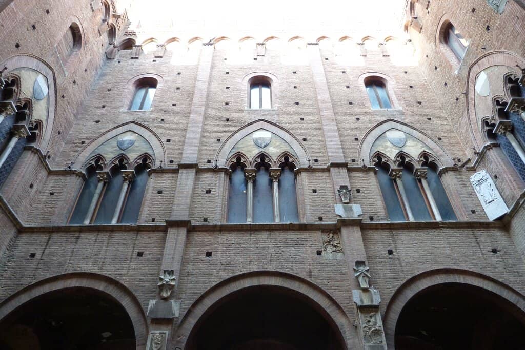 Torre del Mangia Views