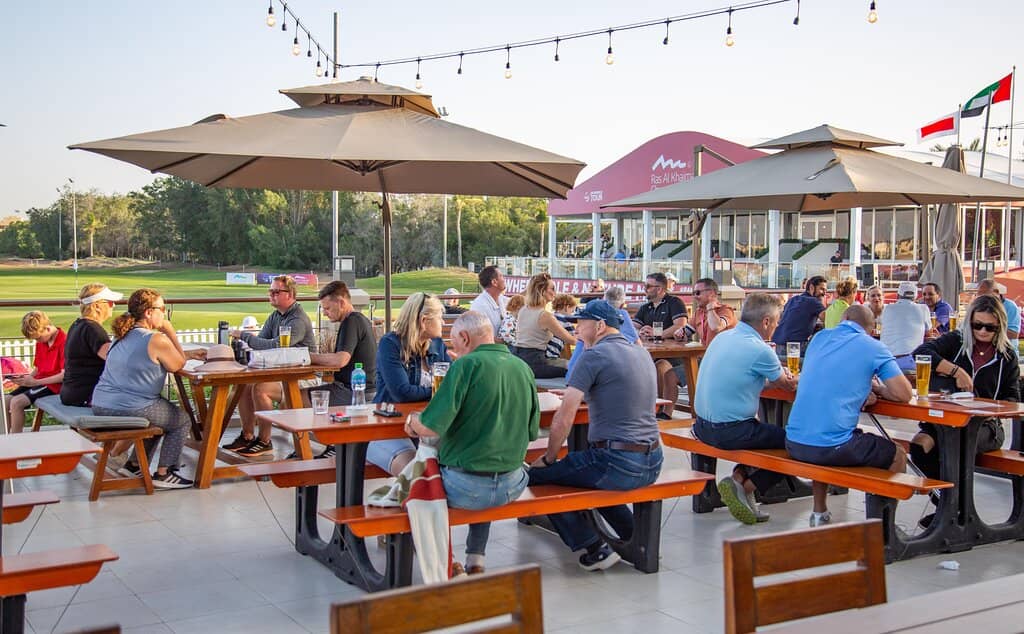 Scenic Clubhouse Dining