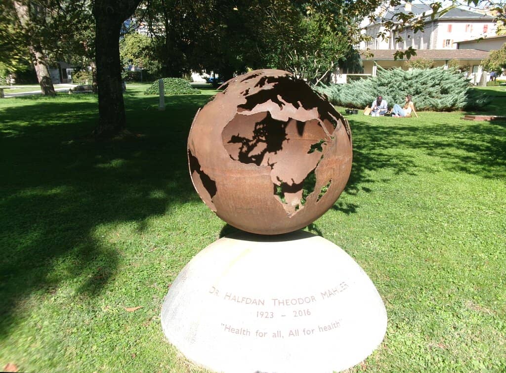 A Green and Peaceful Park