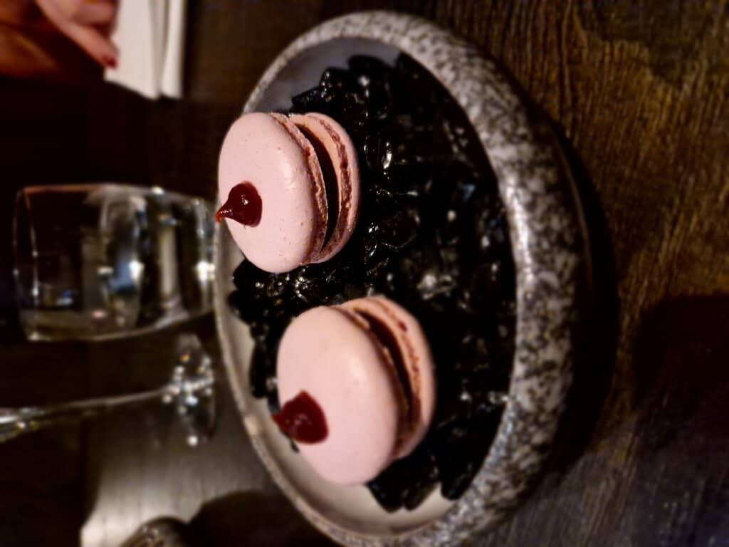 Intimate & Artistic Atmosphere