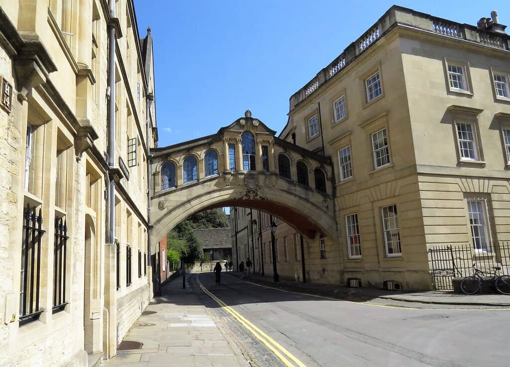 The Bridge of Sighs Itself