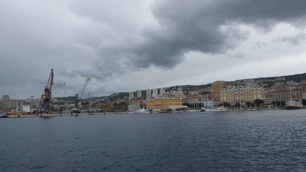 Panoramic Sea Views