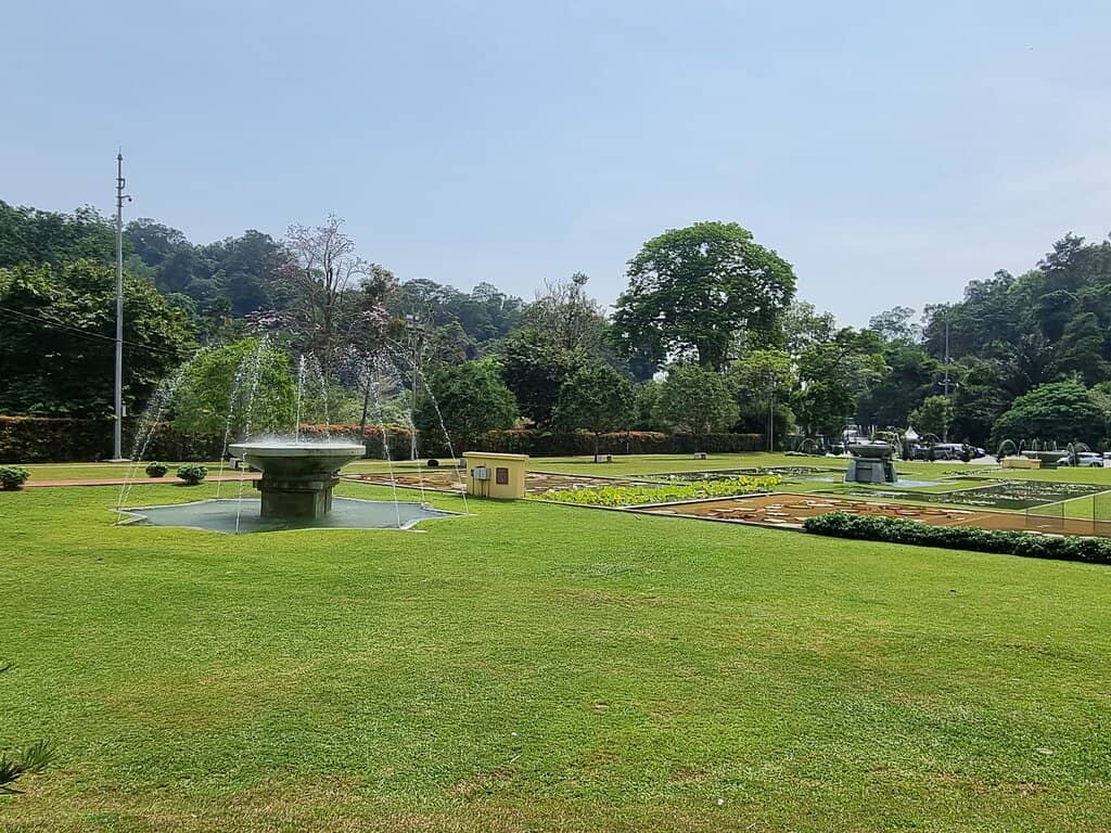 Waterfall Gardens