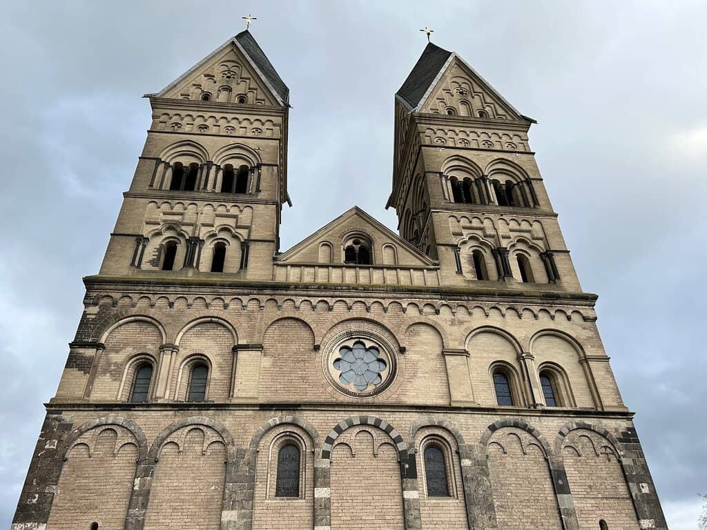 Peaceful Interior Ambiance