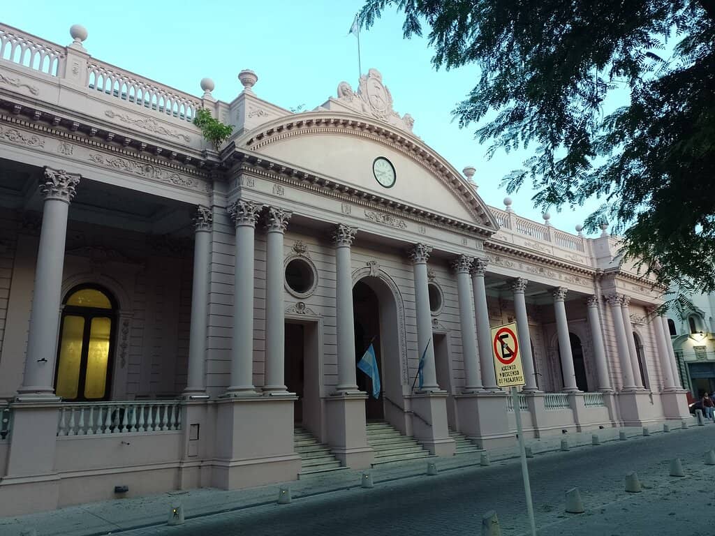 Salón Amarillo