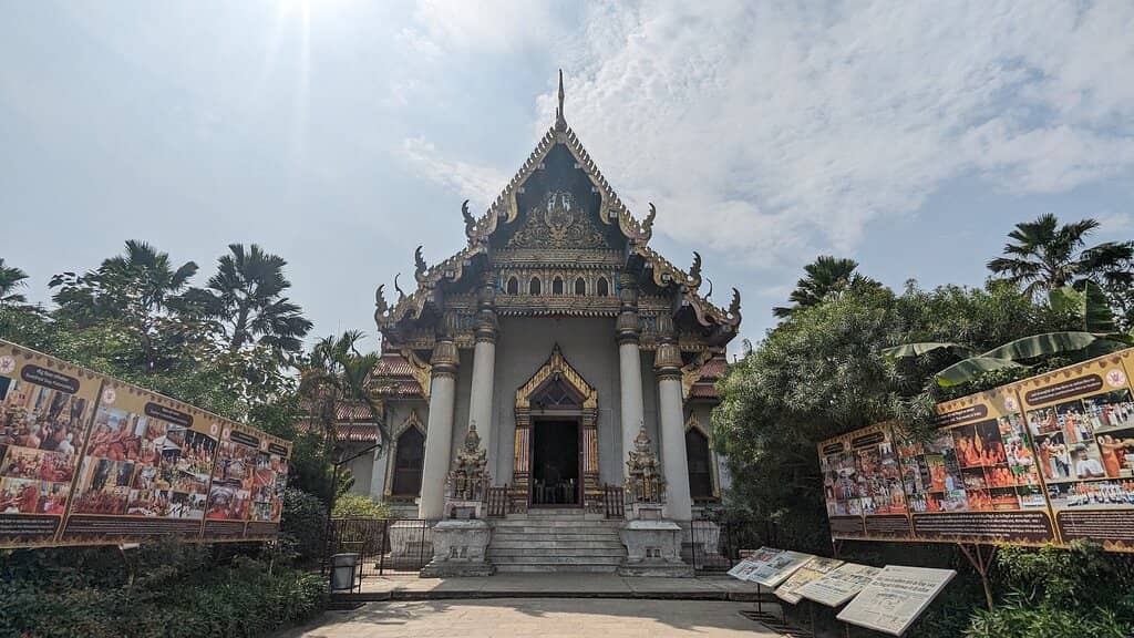 Grand Buddha Statue