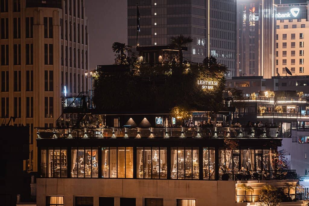 Unique Ship-Inspired Ambiance