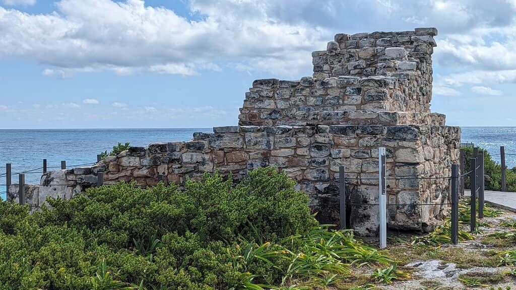 Dramatic Cliffside Views
