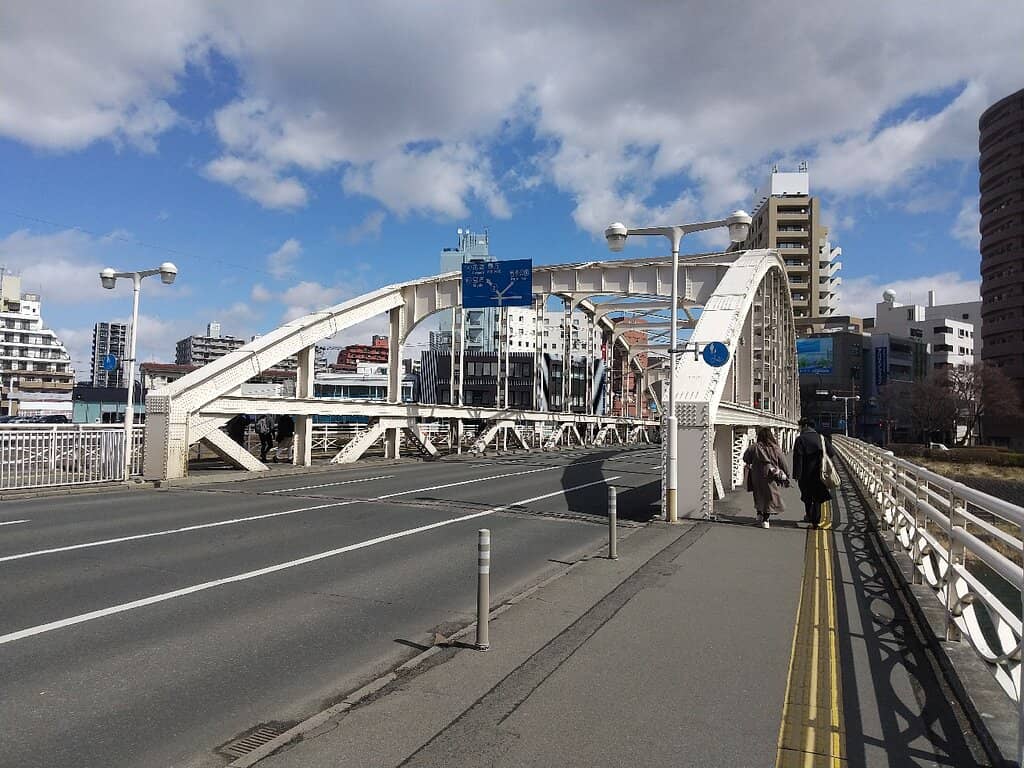 Illuminated Bridge Spectacle
