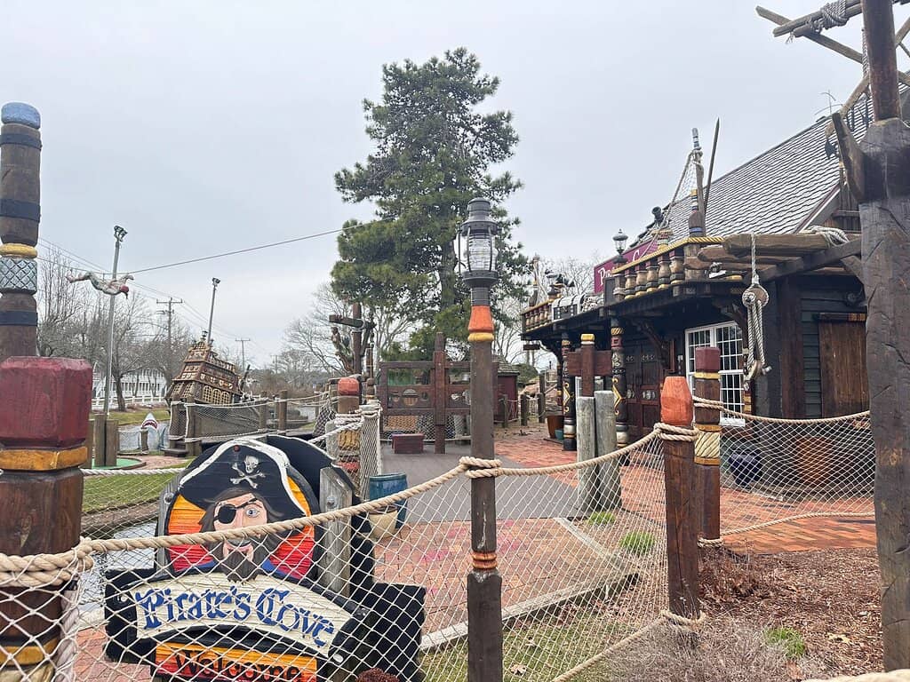 Two Unique 18-Hole Courses