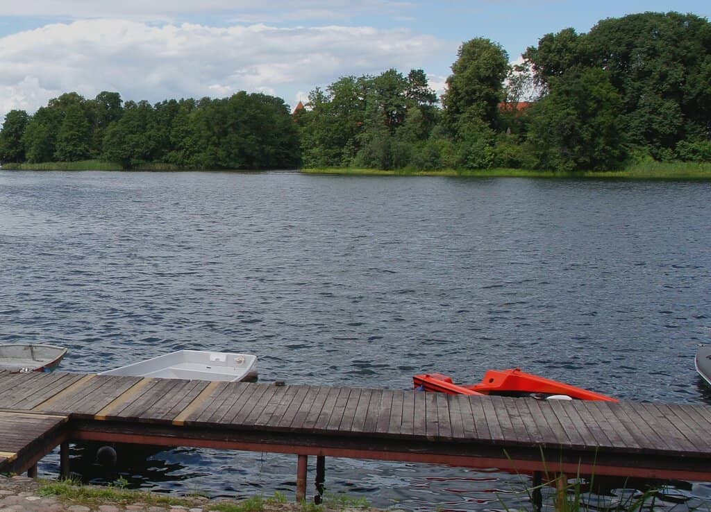 Exploring the Islands