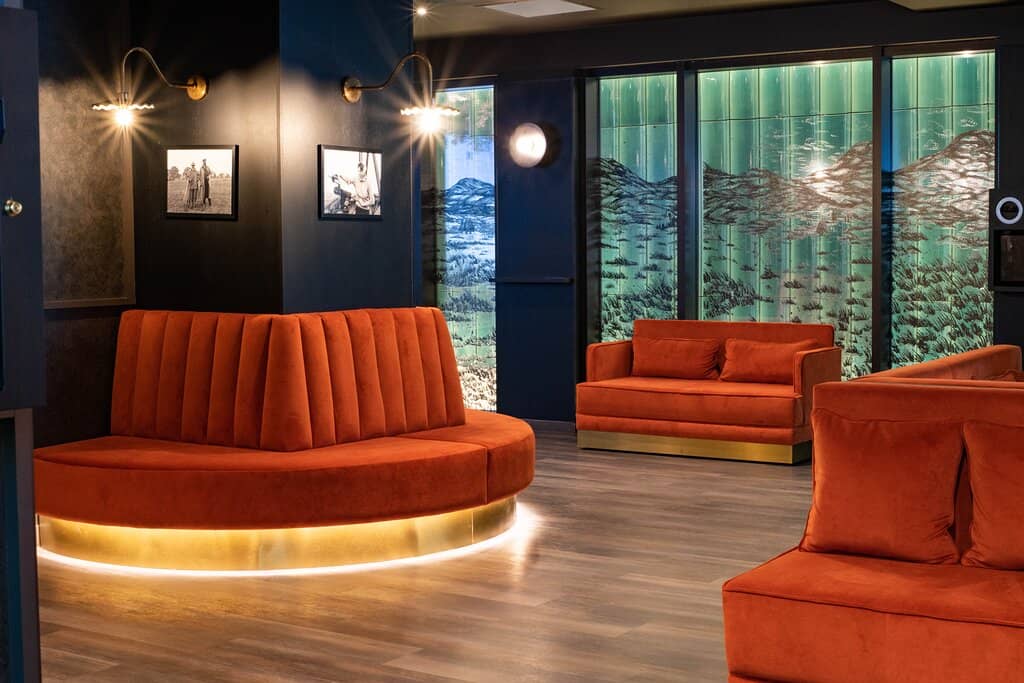 Sharing Plates & Breads