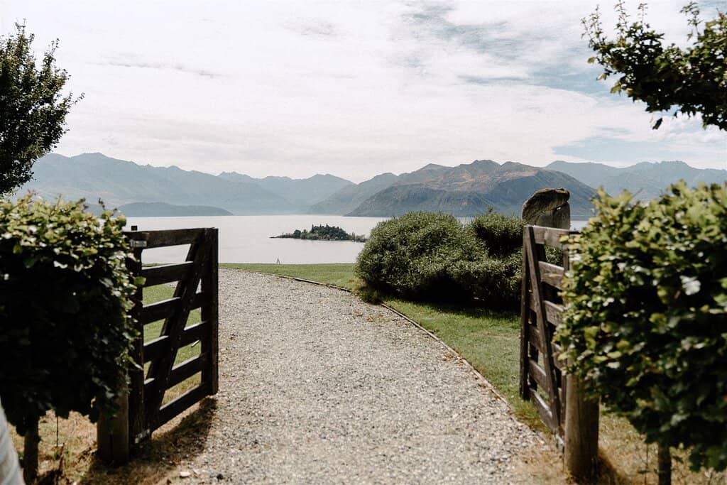 Lake Wānaka Panorama